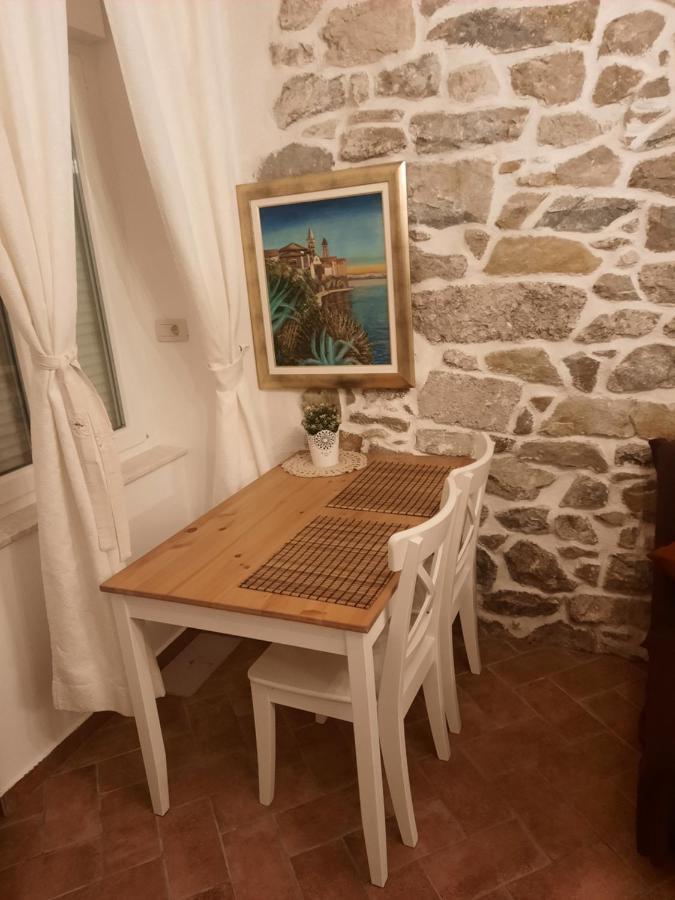 Old Town Rab Apartment